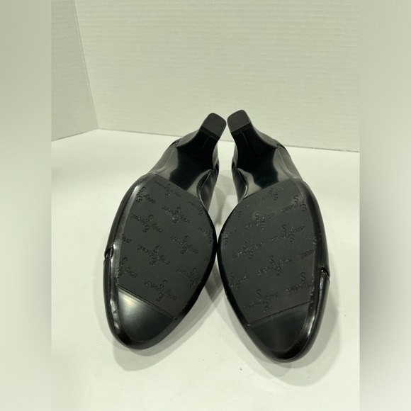 Easy Street‎ Womens Datia Pointed Toe Kitten Heel Pumps. Size 6.5 Color: Black - Picture 6 of 7